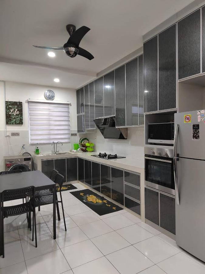 Homestay Greenway Pasir Gudang Eksteriør bilde
