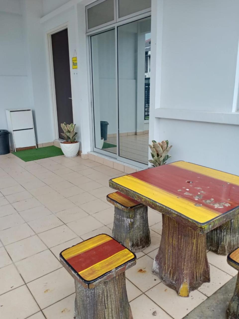 Homestay Greenway Pasir Gudang Eksteriør bilde